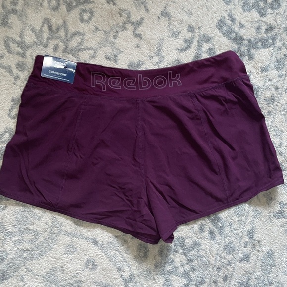 NWT Women’s Reebok Athletic Shorts - Picture 5 of 8